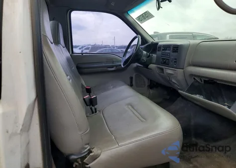 2000 Ford F250 Super Duty из США, поврежденный, VIN 1FTNF20L7YEC84669